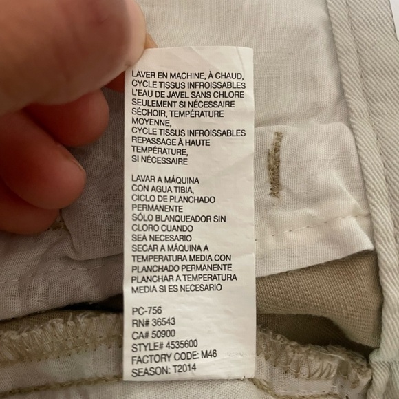 Izod Men's Tan Flat Front Shorts - Picture 11 of 13